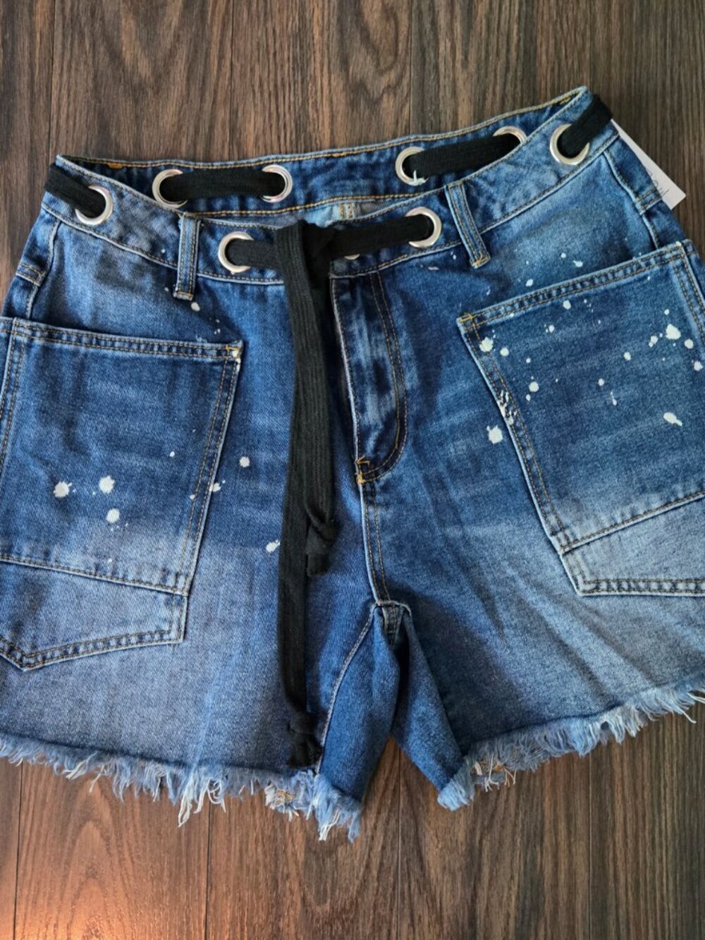 NEW COLLECTION 100% Cotton Splatter Cut-Off Denim Shorts NWT/SIZE 10